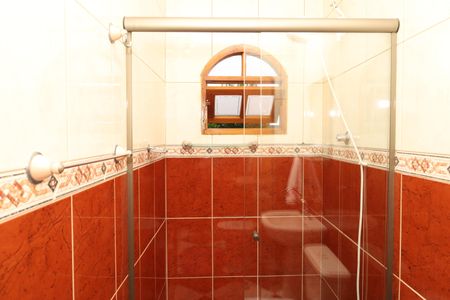 Casa à venda com 242m², 3 quartos e 3 vagasBanheiro 