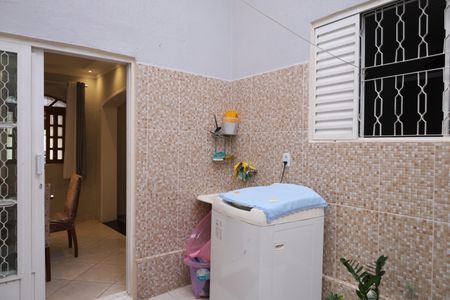 Casa à venda com 242m², 3 quartos e 3 vagasÁrea de Serviço