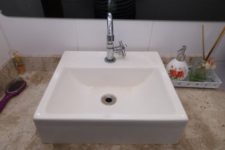 Casa à venda com 242m², 3 quartos e 3 vagasBanheiro da Suíte 2