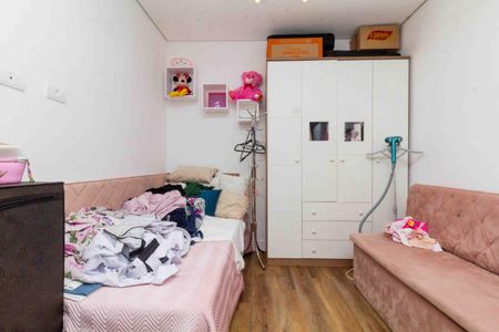 Casa à venda com 230m², 3 quartos e 2 vagas Casa à venda com 230m², 3 quartos e 2 vagasQuarto Suíte  2