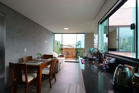 Apartamento à venda com 112m², 2 quartos e 1 vagaCozinha da cobertura