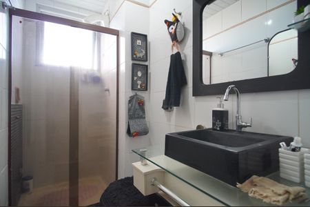 Apartamento à venda com 64m², 2 quartos e 1 vagaBanheiro