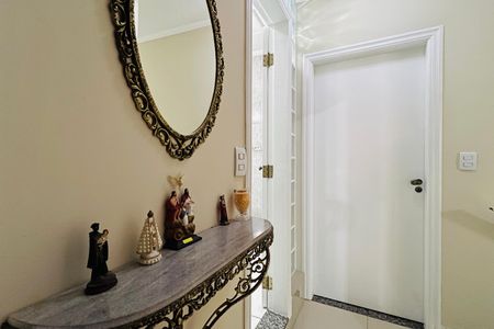 Casa à venda com 170m², 3 quartos e 4 vagasCorredor dos Dormitórios