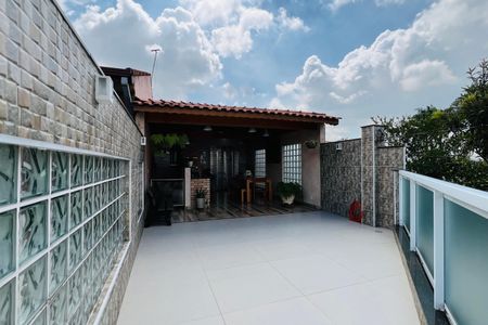 Casa à venda com 170m², 3 quartos e 4 vagasÁrea gourmet