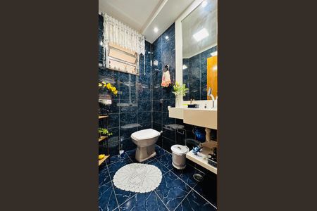 Casa à venda com 170m², 3 quartos e 4 vagasLavabo