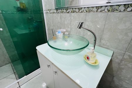 Casa à venda com 170m², 3 quartos e 4 vagasBanheiro Social