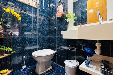 Casa à venda com 170m², 3 quartos e 4 vagasLavabo