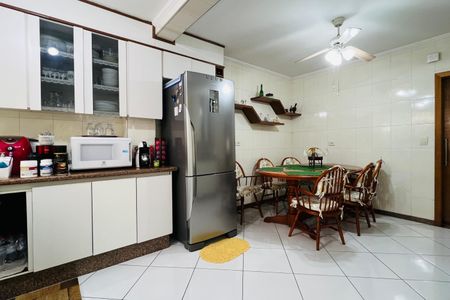 Casa à venda com 170m², 3 quartos e 4 vagasCozinha