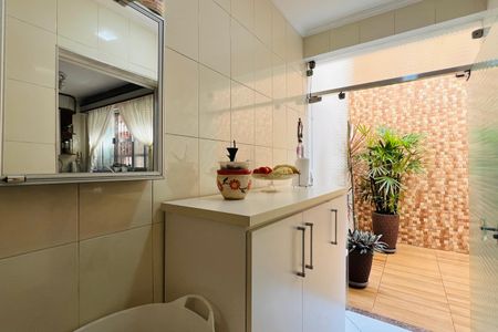 Casa à venda com 170m², 3 quartos e 4 vagasÁrea de Serviço