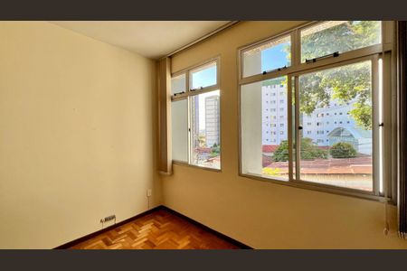 Apartamento à venda com 90m², 3 quartos e 1 vaga Apartamento à venda com 90m², 3 quartos e 1 vagaquarto