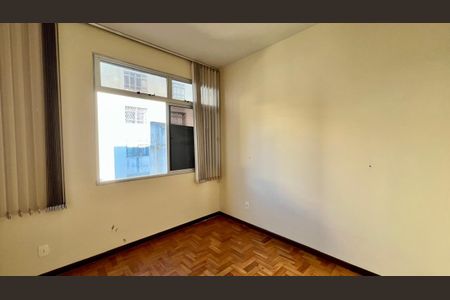 Apartamento à venda com 90m², 3 quartos e 1 vaga Apartamento à venda com 90m², 3 quartos e 1 vagaquarto