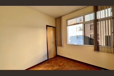 Apartamento à venda com 90m², 3 quartos e 1 vaga Apartamento à venda com 90m², 3 quartos e 1 vagaquarto