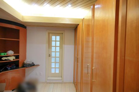 Casa à venda com 800m², 5 quartos e 10 vagasSuite 2