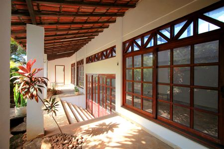 Casa à venda com 800m², 5 quartos e 10 vagasEntrada do galpão