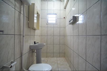 Casa à venda com 240m², 3 quartos e 2 vagasBanheiro 5