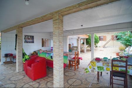 Casa à venda com 240m², 3 quartos e 2 vagasEspaço Gourmet