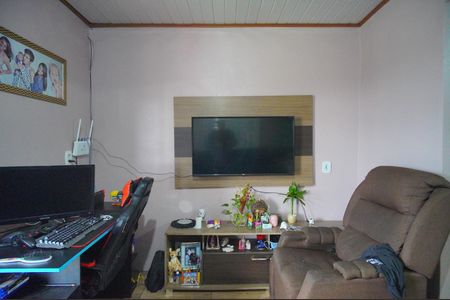 Casa à venda com 240m², 3 quartos e 2 vagasSala 2