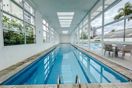 Apartamento para alugar com 137m², 3 quartos e 2 vagasÁrea comum - Piscina