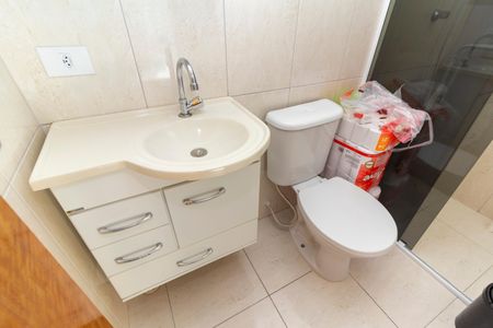 Casa à venda com 84m², 2 quartos e 2 vagasBanheiro da Suíte 1