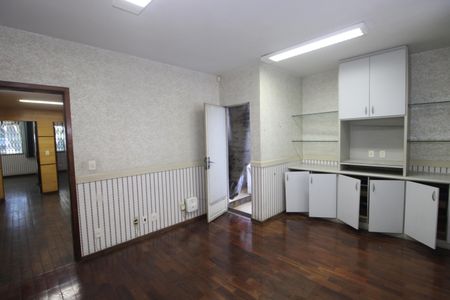 Casa à venda com 259m², 3 quartos e 2 vagasQuarto