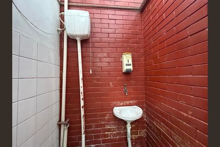 Casa à venda com 259m², 3 quartos e 2 vagasBanheiro de Serviço