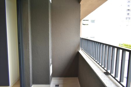 Studio à venda com 26m², 0 quarto e sem vaga Studio à venda com 26m², 0 quarto e sem vagaSacada