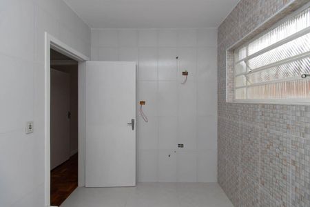 Casa à venda com 160m², 4 quartos e 2 vagas Casa à venda com 160m², 4 quartos e 2 vagasBanheiro Social