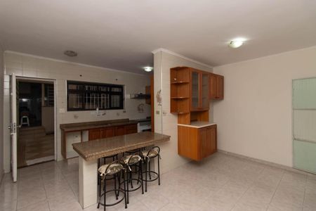 Casa à venda com 160m², 4 quartos e 2 vagas Casa à venda com 160m², 4 quartos e 2 vagasCopa