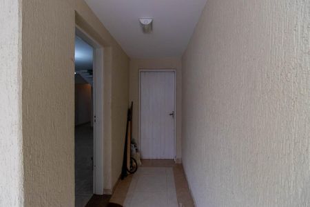 Casa à venda com 160m², 4 quartos e 2 vagas Casa à venda com 160m², 4 quartos e 2 vagasHall de Entrada