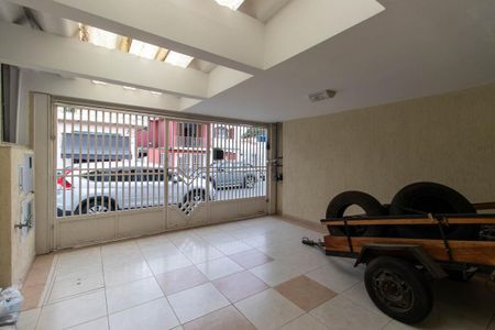 Casa à venda com 160m², 4 quartos e 2 vagas Casa à venda com 160m², 4 quartos e 2 vagasGaragem