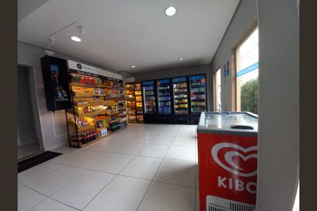 Apartamento à venda com 31m², 1 quarto e sem vagaMercado 24h