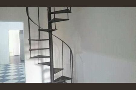 Casa à venda com 251m², 5 quartos e 2 vagas