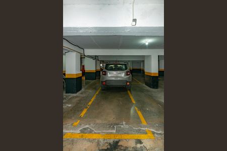 Apartamento à venda com 168m², 3 quartos e 3 vagas Apartamento à venda com 168m², 3 quartos e 3 vagasGaragem