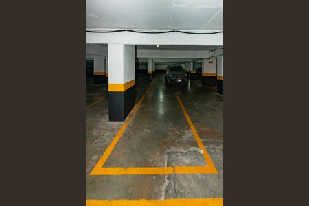 Apartamento à venda com 168m², 3 quartos e 3 vagas Apartamento à venda com 168m², 3 quartos e 3 vagasGaragem