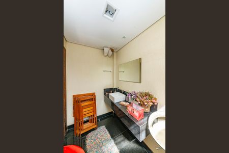 Apartamento à venda com 168m², 3 quartos e 3 vagas Apartamento à venda com 168m², 3 quartos e 3 vagasLavabo