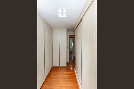 Apartamento à venda com 168m², 3 quartos e 3 vagas Apartamento à venda com 168m², 3 quartos e 3 vagasQuarto 2