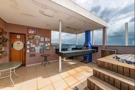 Apartamento à venda com 168m², 3 quartos e 3 vagas Apartamento à venda com 168m², 3 quartos e 3 vagasVaranda