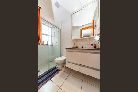 Apartamento à venda com 168m², 3 quartos e 3 vagas Apartamento à venda com 168m², 3 quartos e 3 vagasBanheiro Social