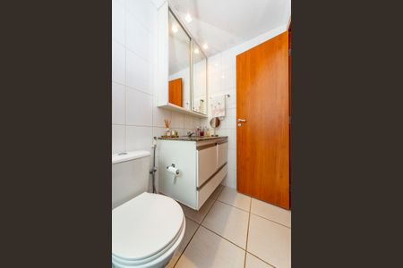 Apartamento à venda com 168m², 3 quartos e 3 vagas Apartamento à venda com 168m², 3 quartos e 3 vagasBanheiro Social