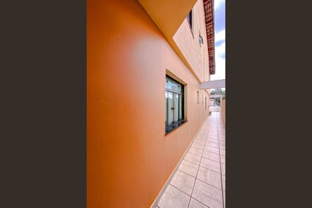 Casa à venda com 270m², 3 quartos e 6 vagas Casa à venda com 270m², 3 quartos e 6 vagasÁrea externa