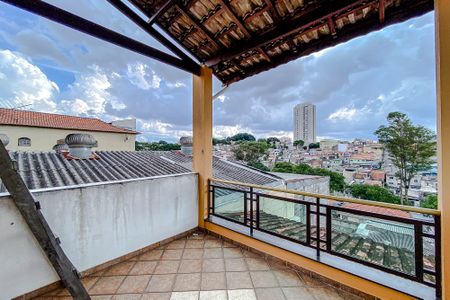 Casa à venda com 270m², 3 quartos e 6 vagas Casa à venda com 270m², 3 quartos e 6 vagasVaranda do Quarto 1