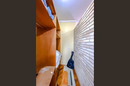 Casa à venda com 270m², 3 quartos e 6 vagas Casa à venda com 270m², 3 quartos e 6 vagasSuíte