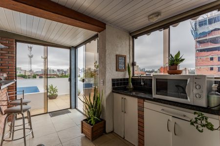 Apartamento à venda com 240m², 3 quartos e 2 vagas Apartamento à venda com 240m², 3 quartos e 2 vagasEspaço Gourmet