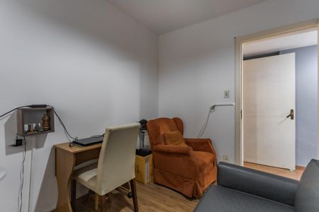 Apartamento à venda com 240m², 3 quartos e 2 vagas Apartamento à venda com 240m², 3 quartos e 2 vagasQuarto 2