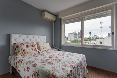 Apartamento à venda com 240m², 3 quartos e 2 vagas Apartamento à venda com 240m², 3 quartos e 2 vagasQuarto 1