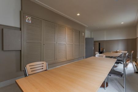 Apartamento à venda com 240m², 3 quartos e 2 vagas Apartamento à venda com 240m², 3 quartos e 2 vagasÁrea comum - Salão de festas