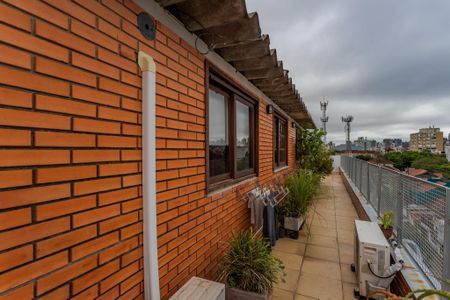 Apartamento à venda com 240m², 3 quartos e 2 vagas Apartamento à venda com 240m², 3 quartos e 2 vagasTerraço