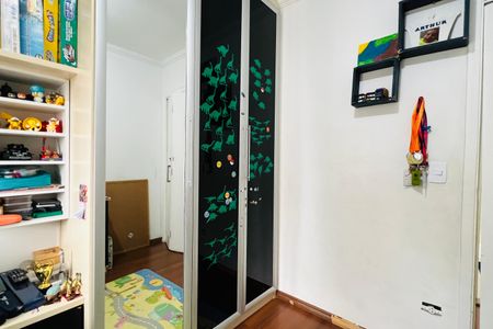 Apartamento à venda com 76m², 3 quartos e 2 vagas Apartamento à venda com 76m², 3 quartos e 2 vagasQuarto