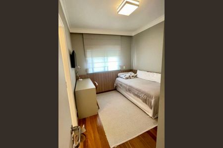 Apartamento à venda com 144m², 3 quartos e 2 vagas Apartamento à venda com 144m², 3 quartos e 2 vagasBanheiro