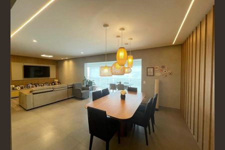 Apartamento à venda com 144m², 3 quartos e 2 vagas Apartamento à venda com 144m², 3 quartos e 2 vagasSala